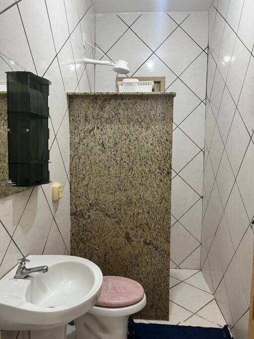 Casinha A 100 Metros Da Mucuri