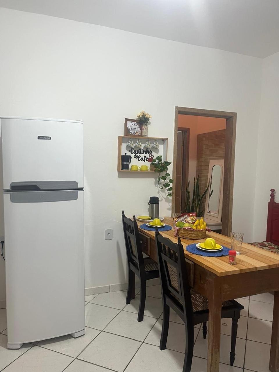 Casinha A 100 Metros Da *